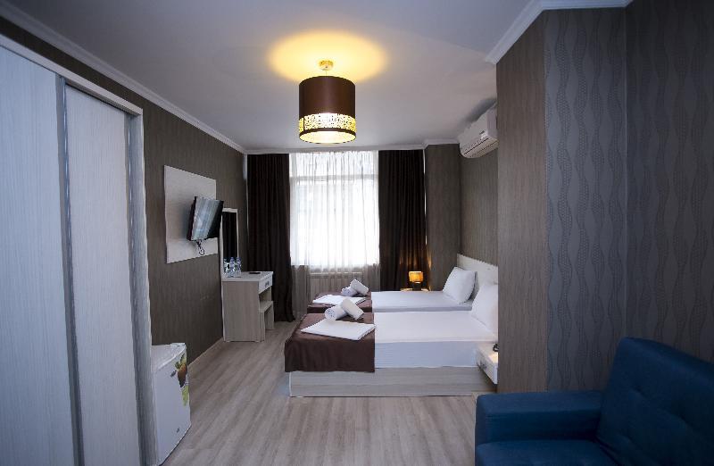 Batus Hotel Batumi Exterior photo
